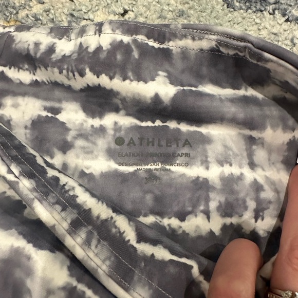 Athleta Gray and White Tie-Dye Leggings Size XSP - Picture 2 of 6